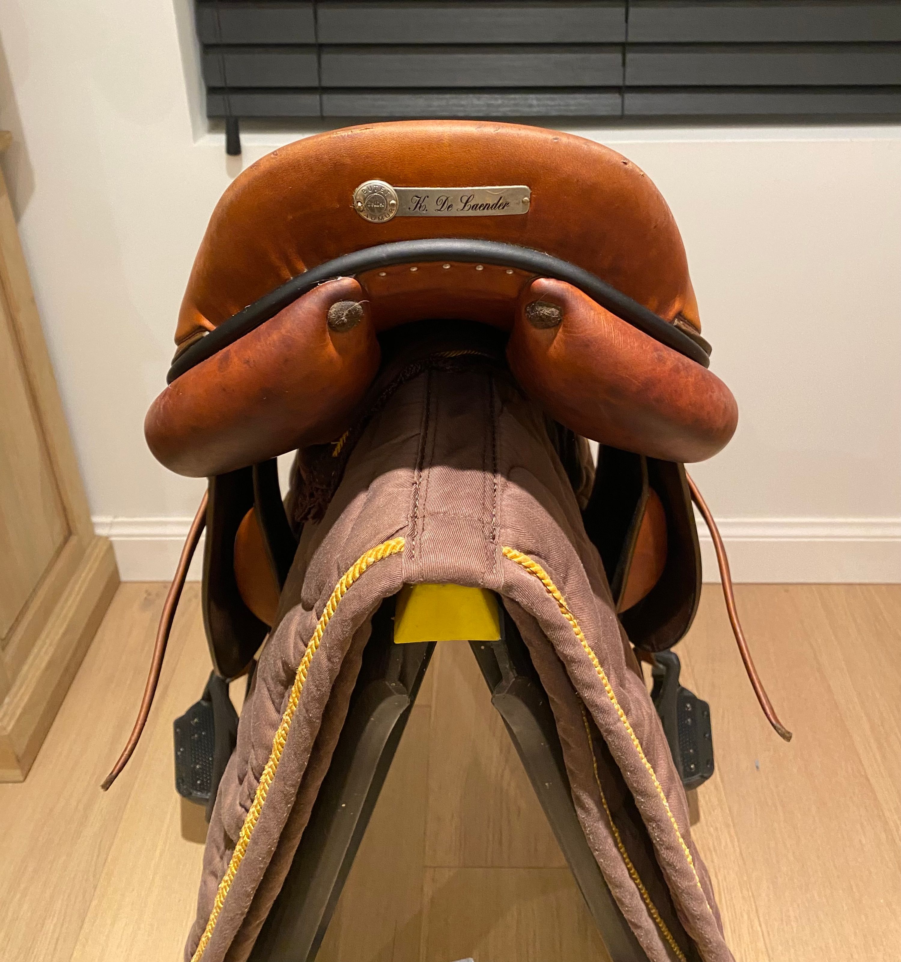 Butet Saumur jumping saddle + accessories - Photo 6