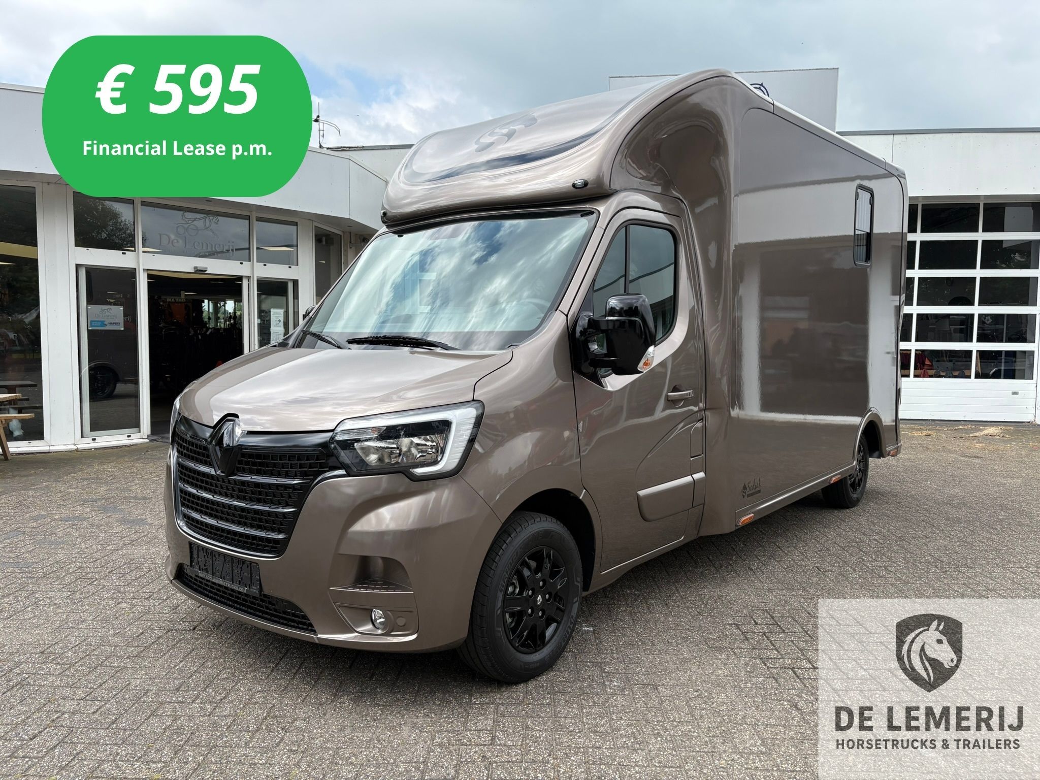 Renault Master Sodiak Nubia Hengstenuitvoering 2024 BPM-frei Vorführwagen! mit nur 100km!