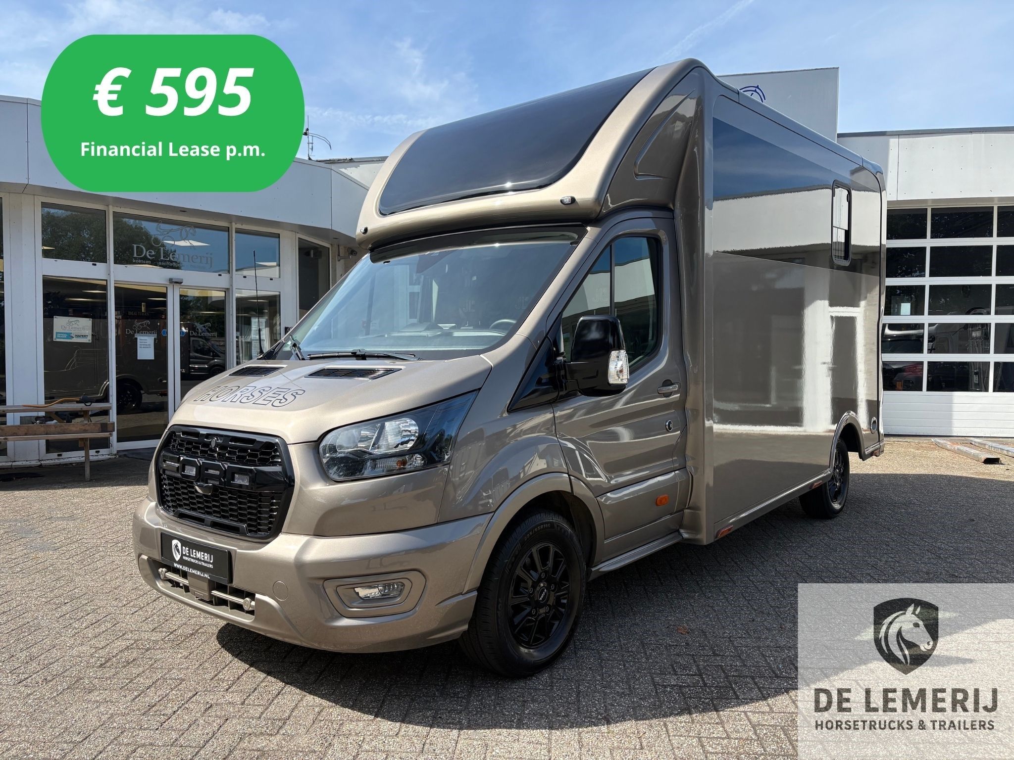 Ford Transit Automat Sodiak Nubia Hingstutförande 2024 med endast 7 500 mil!!!