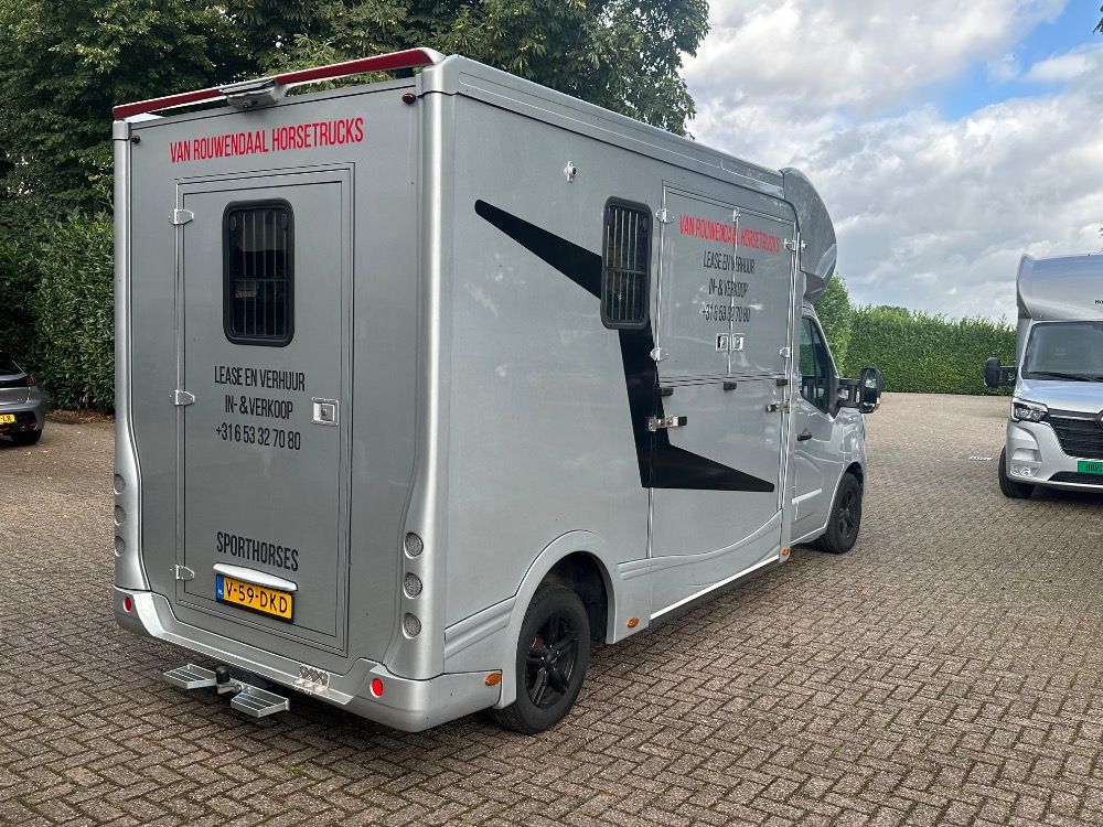 VERHUUR Hotsetruck / paardenvrachtwagen VERHUUR vanuit Putten ( bij Amersfoort ) - Foto 6