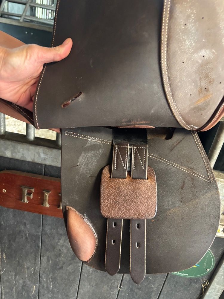 GUY CANTIN Educative Saddle Havana 16 inch - Foto 2
