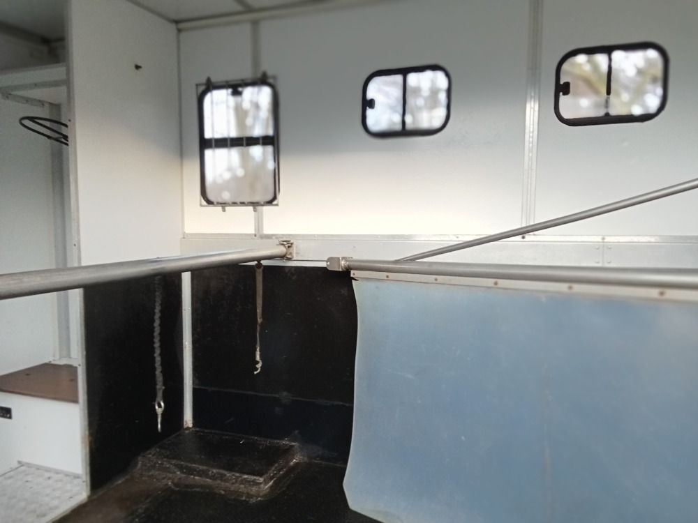 Paardenvrachtwagen B rijbewijs - Foto 6