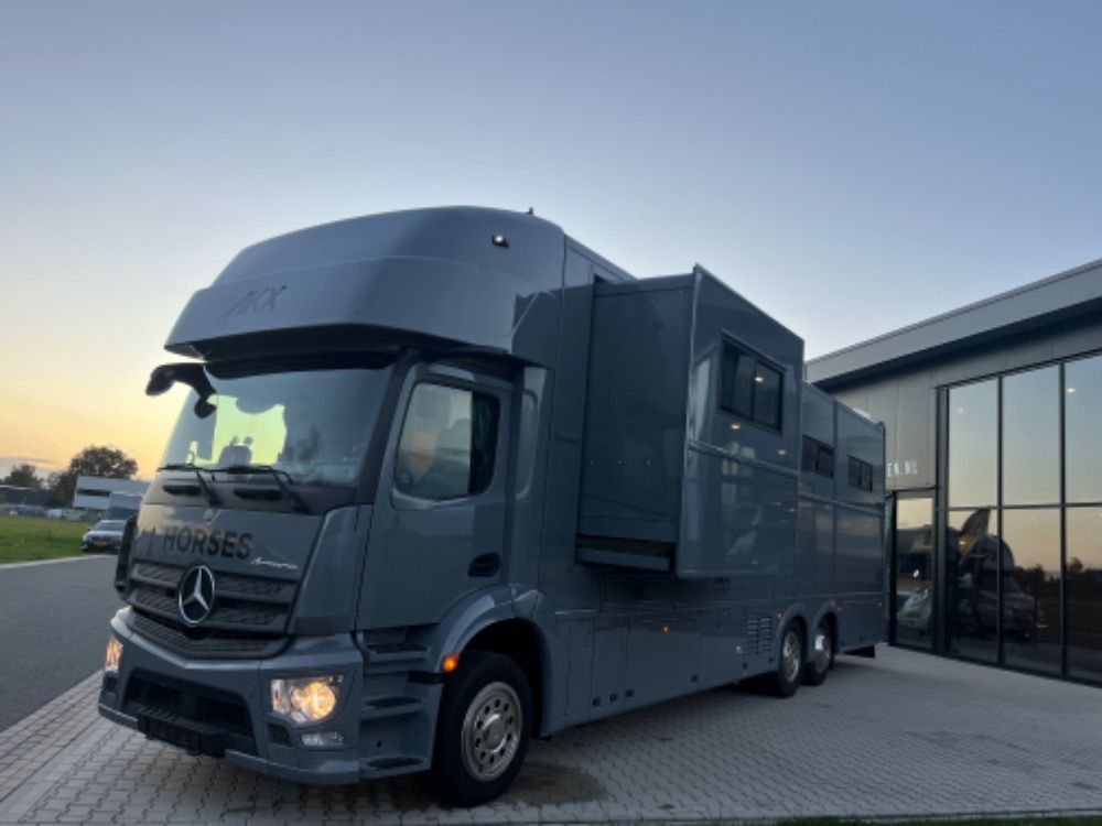 Mercedes AKX Paardenwagen Nieuwstaat!