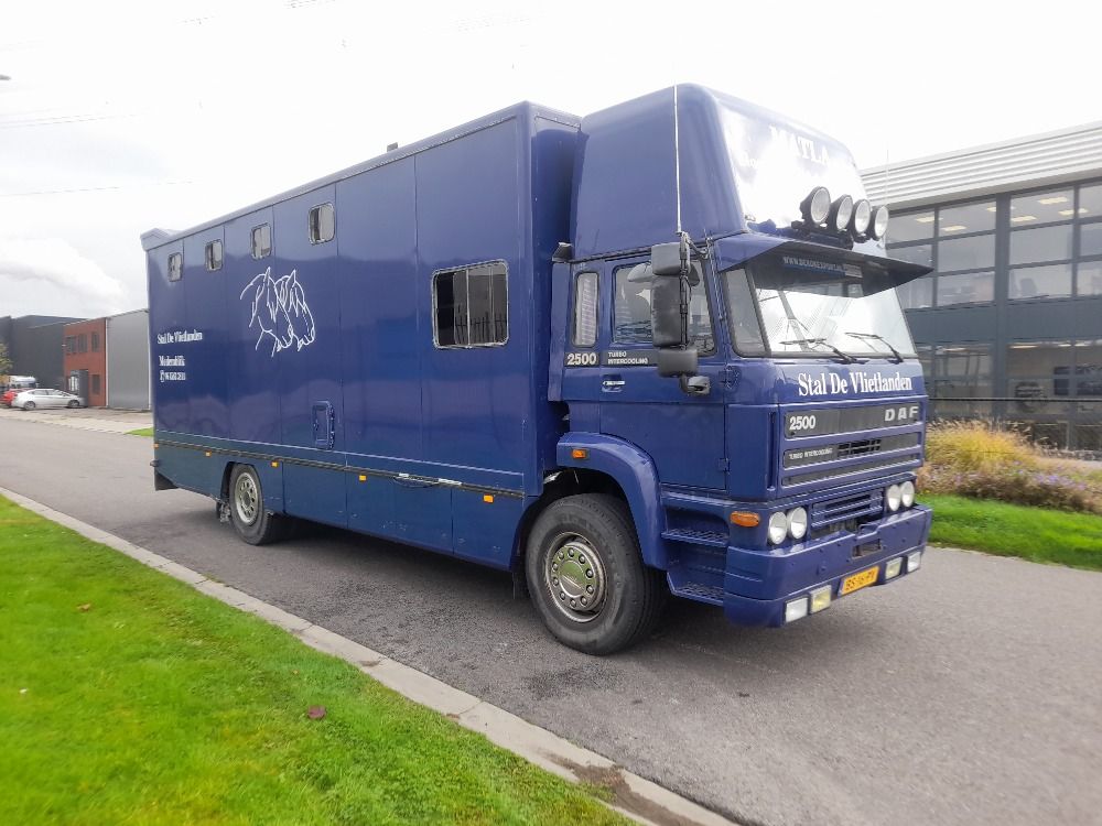 Te koop gevraagd oude paardenvrachtwagens