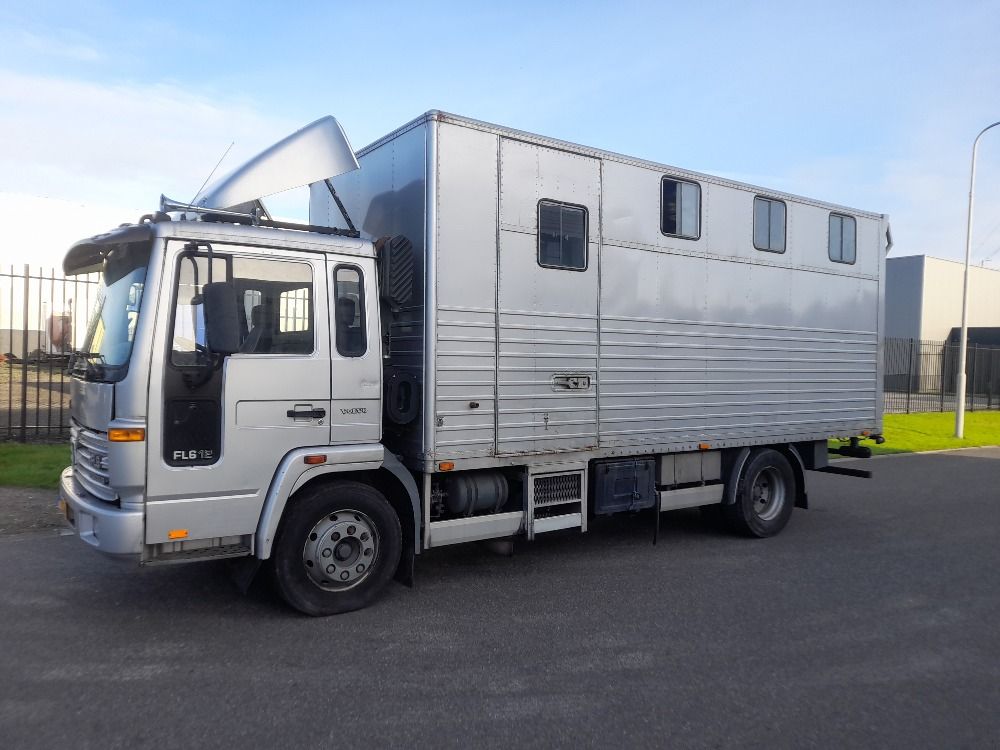 Te koop gevraagd oude paardenvrachtwagens - Foto 2