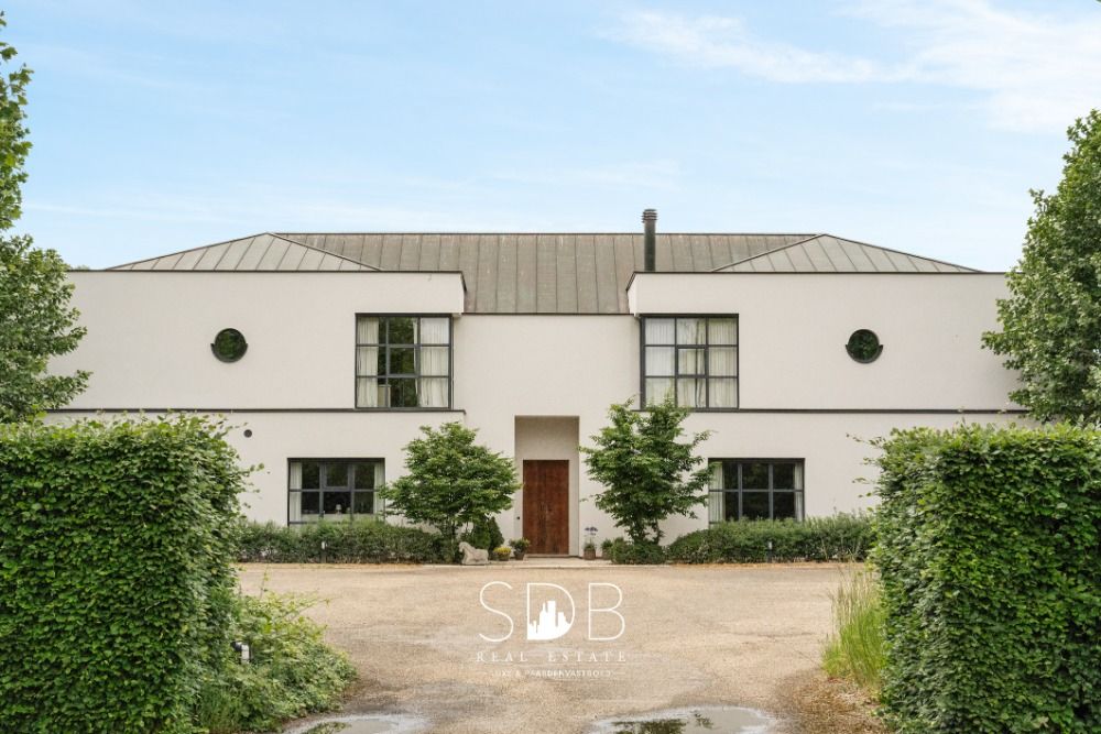 Prachtige villa met hippische accommodatie en graslanden op +/- 23hectare te Deinze - Foto 2