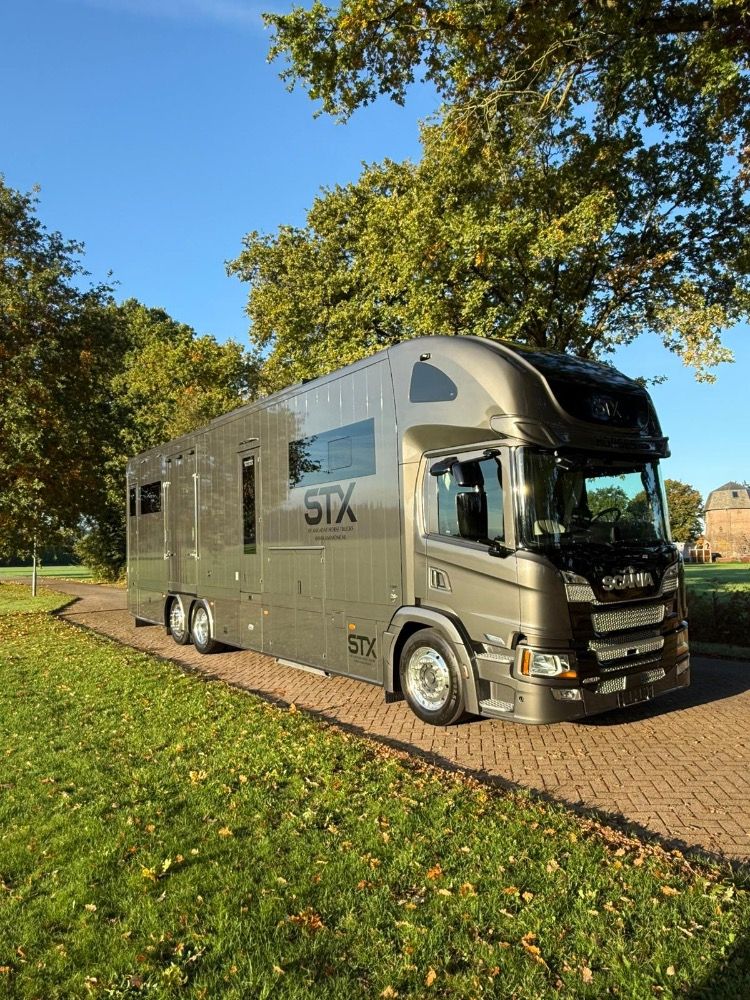 Nový Scania P420 pro 6 koní + luxury living Anemone (id:69)