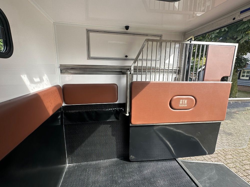 Zwart for sale - Photo 2