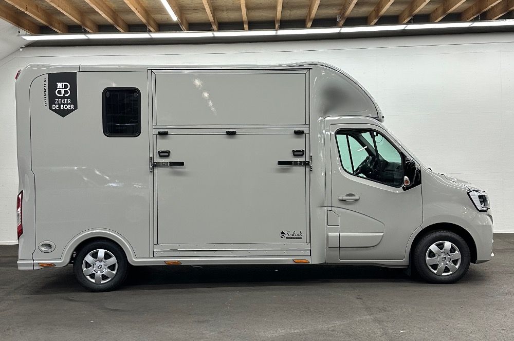 RENAULT SODIAK VERSIÓN STALLION DE CABINA SIMPLE - Foto 2