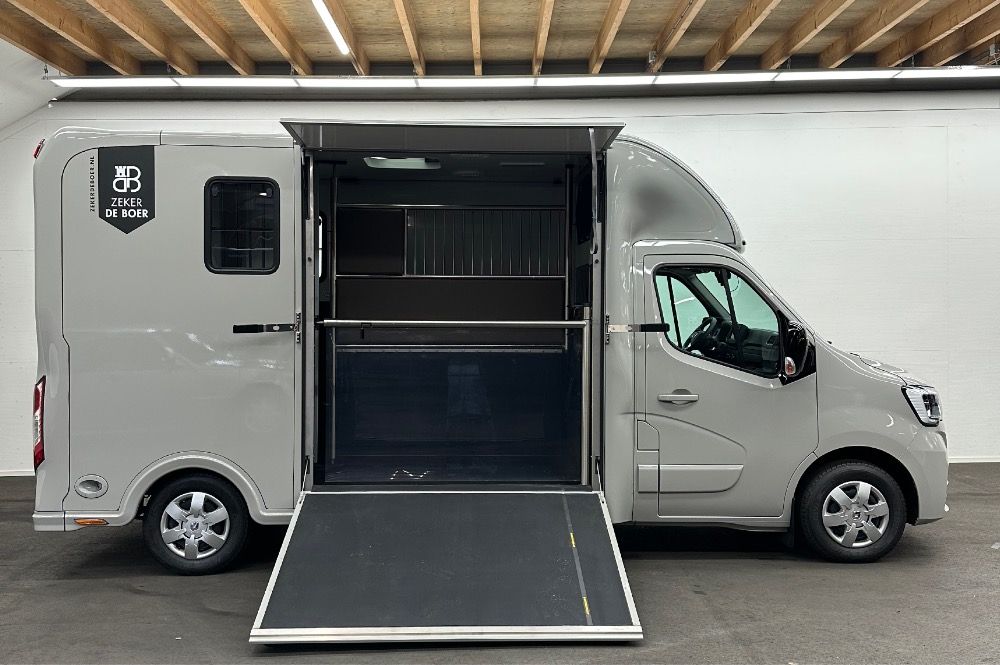 RENAULT SODIAK VERSIÓN STALLION DE CABINA SIMPLE - Foto 4