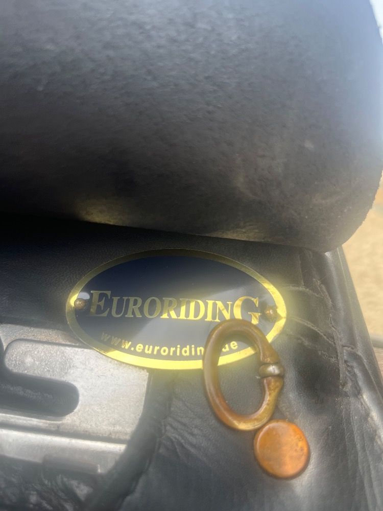 Veelzijdigheidszadel euroriding 17,5 inch - Foto 3