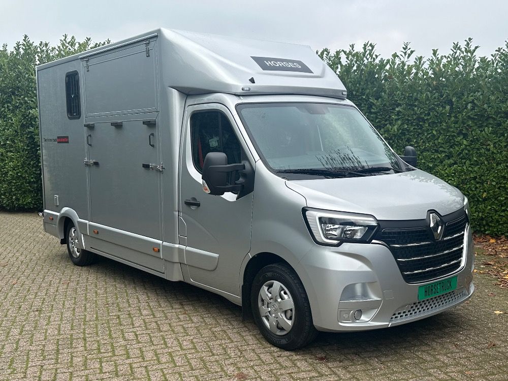 Horsetruck / Horse truck Renault Master NEW 2025 Stallion version BPM FREE !