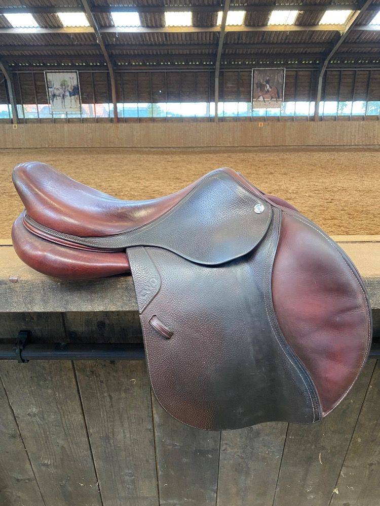 CWD springzadel 17,5 inch 2020